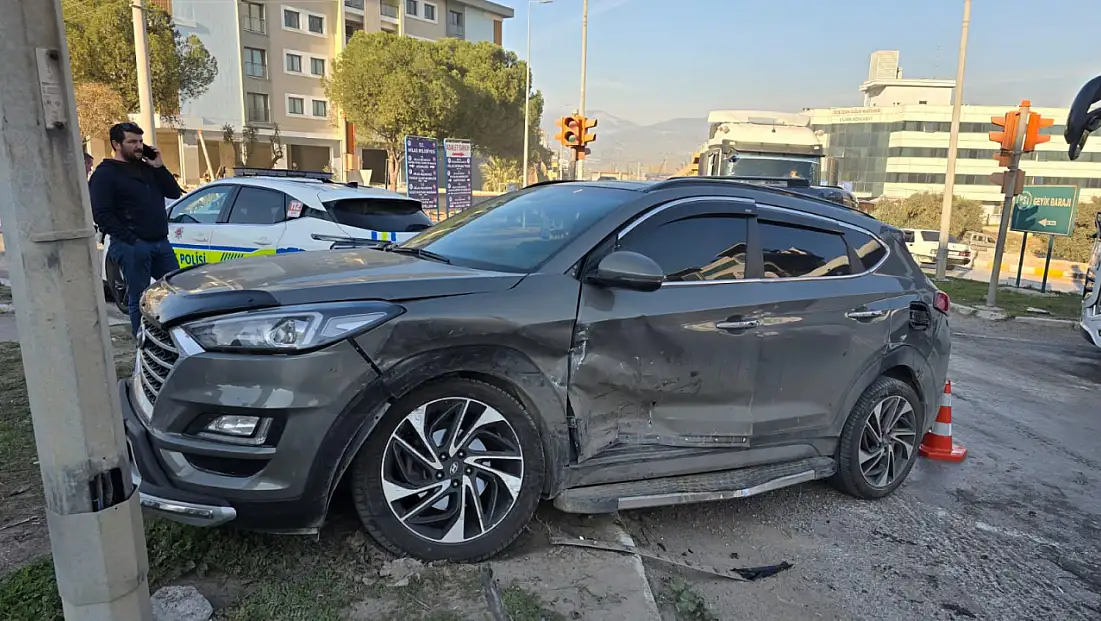 Milas Adliye Kavşağı’nda Korkutan Kaza: 1 Yaralı