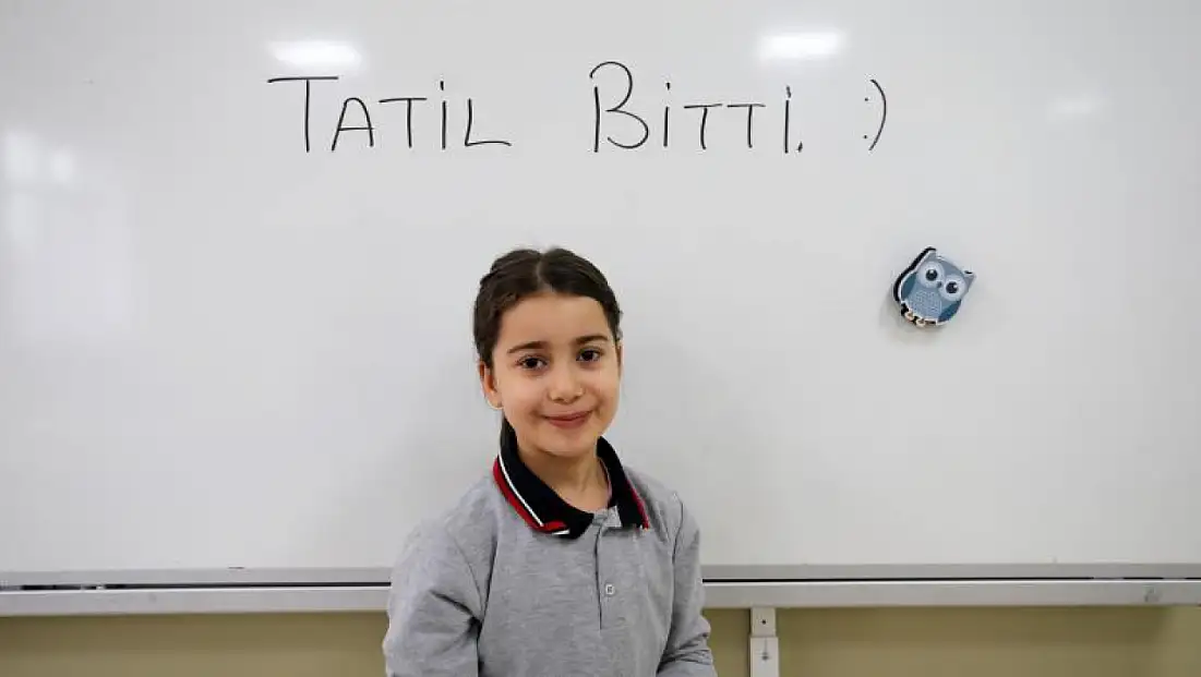 Tatil Bitti: İlk Ders Zili Yarın Çalacak