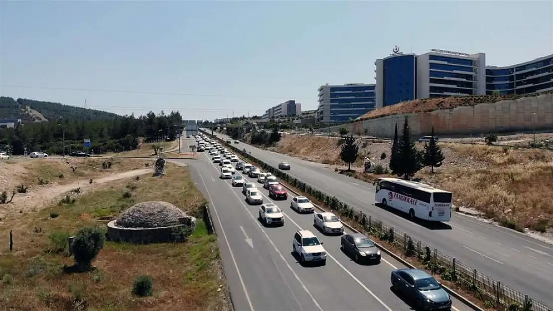 Bayramda Muğla’ya 600.000 araç giriş yaptı