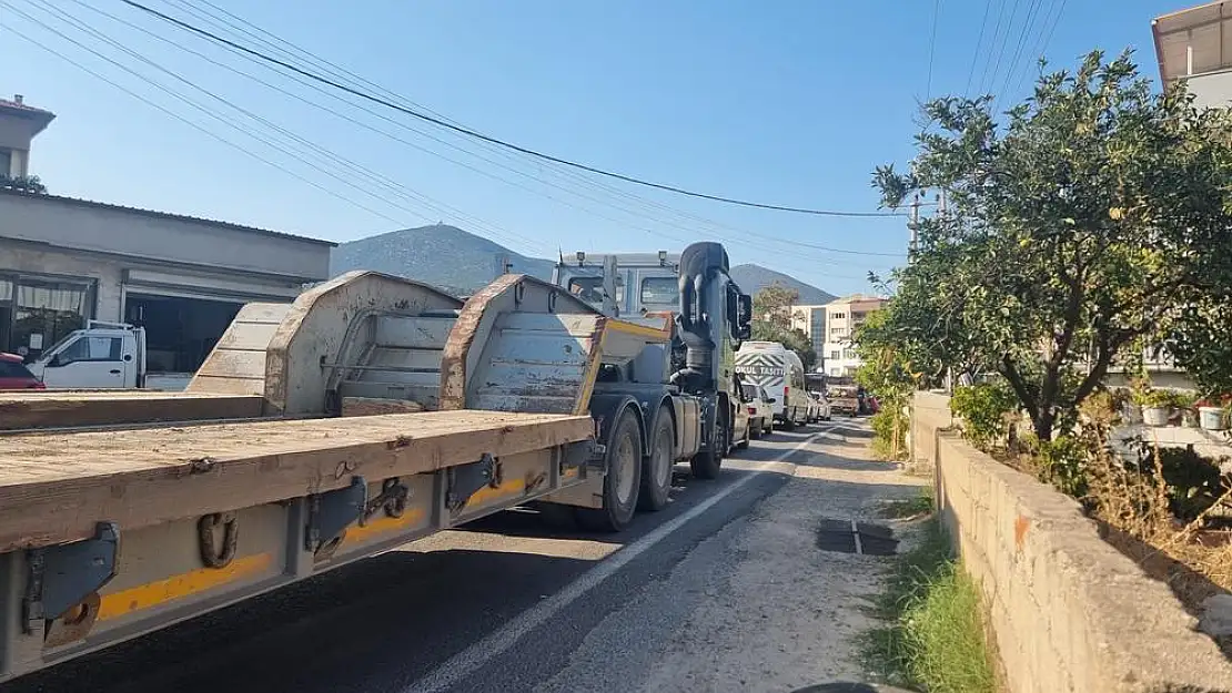 Bisiklet Turu Milas’ı Vurdu: Ana Arterlerde Kilometrelerce Kuyruk Oluştu