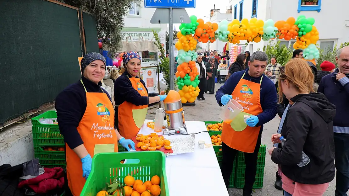 Bodrum'da Mandalin Festivali Renkli Görüntülere Sahne Oldu