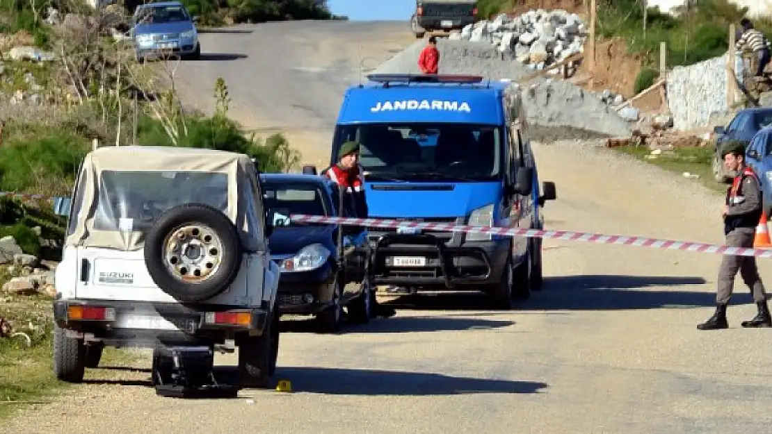 Bodrum'da feci kaza, 1,5 yaşındaki Emrullah geri gelen aracın altında can verdi