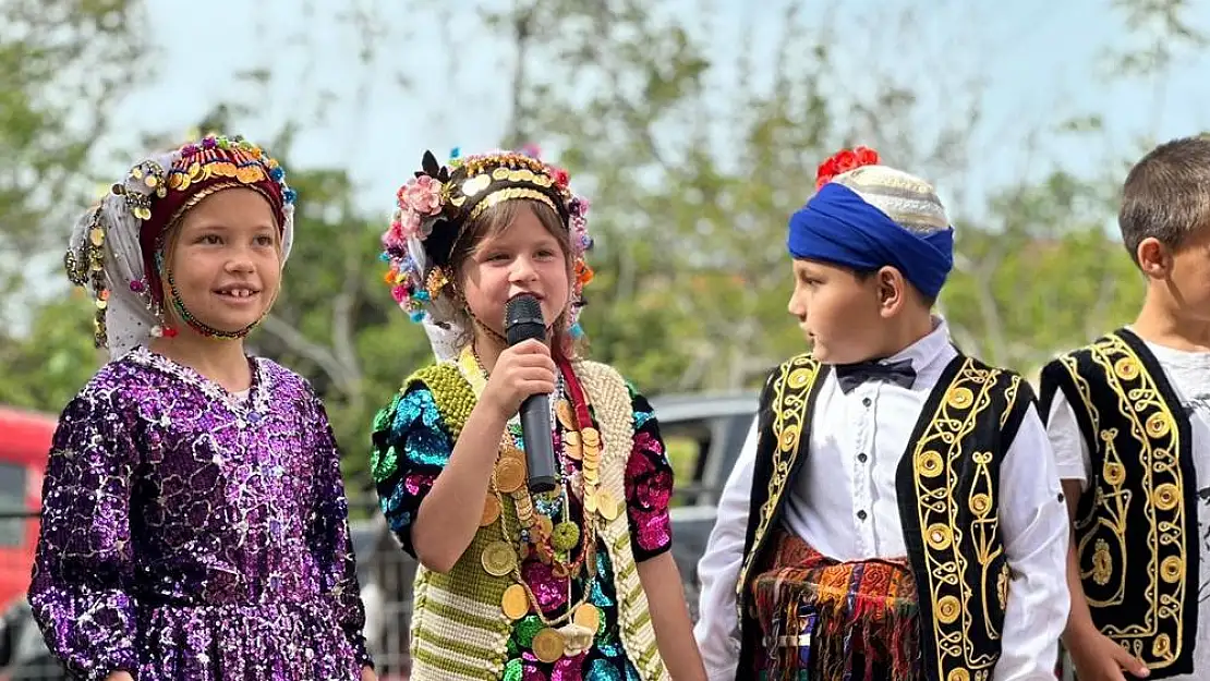 Çomakdağ Kızılağaç’ta 23 Nisan Coşkusu