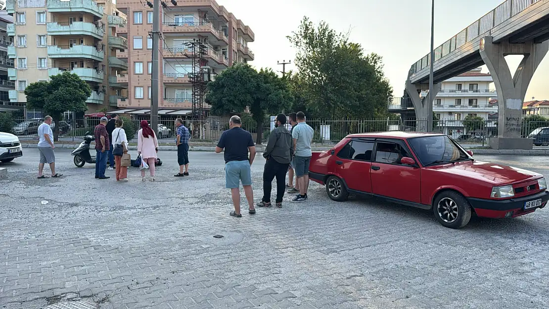Halil Bey Bulvarı'nda kaza: Motosiklet sürücüsü hastaneye kaldırıldı