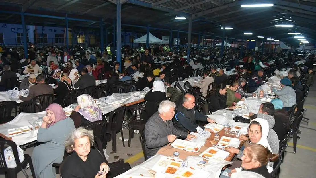 “İsmetpaşa Mahallesi’nde Dayanışma ve İftar Sevinci”