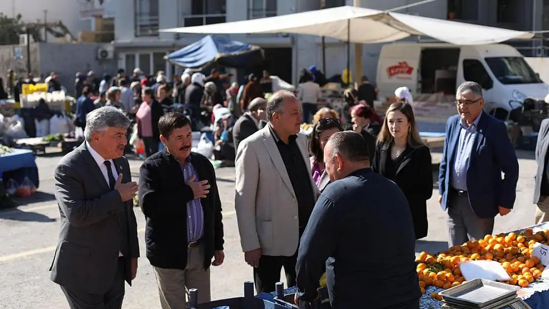 İYİ Parti Milas Salı Pazarında Vatandaşlarla Buluştu