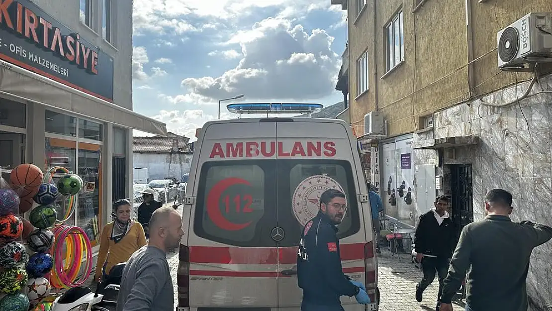 Kapıyı Açan Dikkatsiz Sürücü Kazaya Sebep Oldu: 1 Yaralı