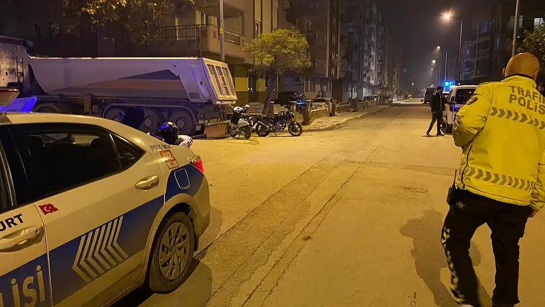 Kuvayı-Milliye Caddesi’nde 2 Motosiklet Çarpıştı: 1 Yaralı