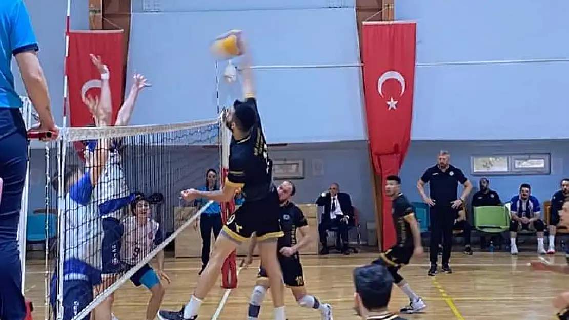 Milas Belediye Spor Voleybol Takımı Deplasmanda Bursaspor’u 3-0 Mağlup etti