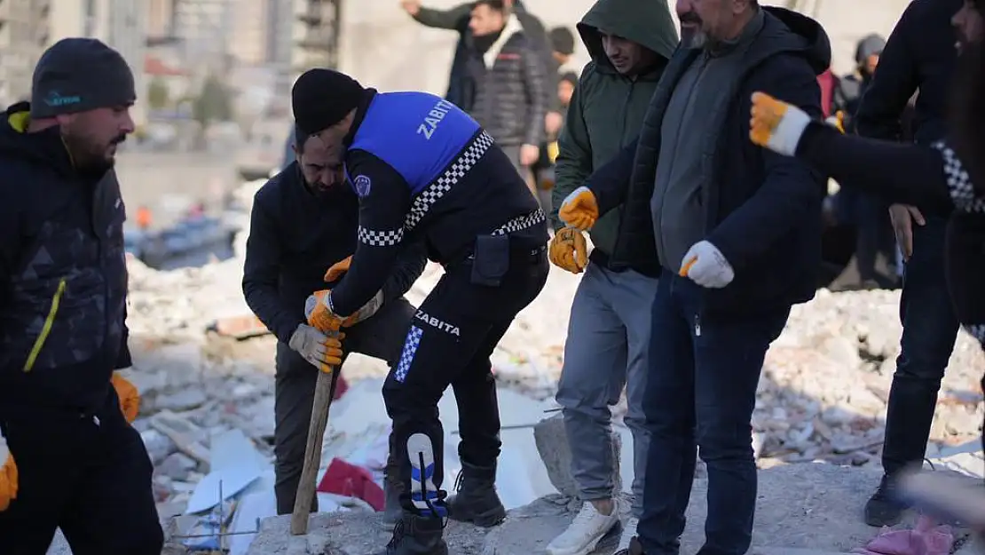 Milas Belediyesi Zabıtaları Arama Kurtarma Çalışmalarına Başladı