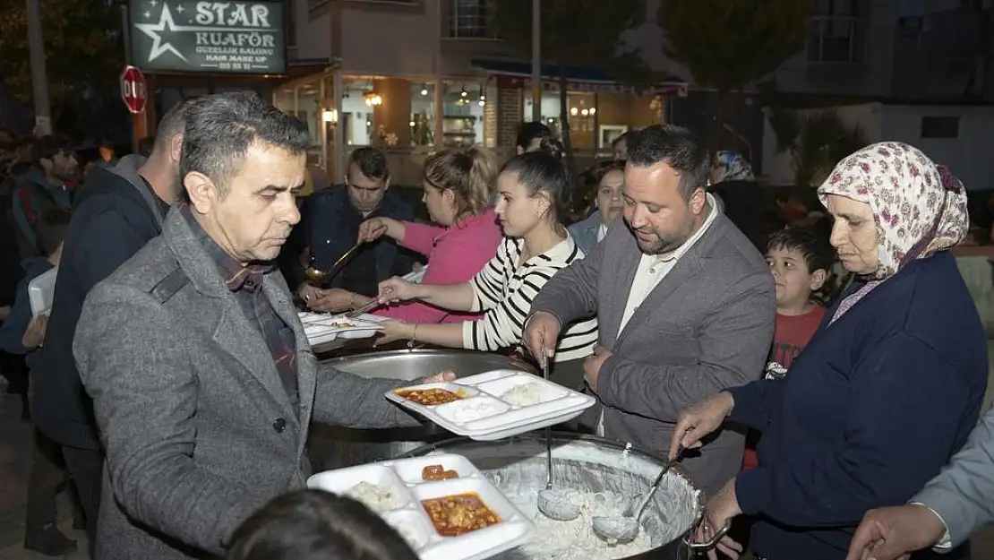 Milas Cumhuriyet Mahallesi’nin Muhtar Adayı Kenan Diken’e Yoğun İlgi