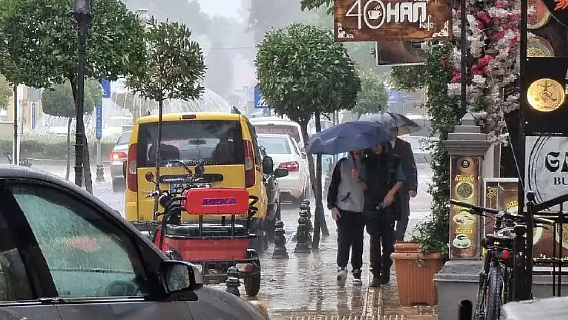 Milas Dikkat...Kuvvetli Sağanak ve Gök Gürültülü Yağış Bekleniyor