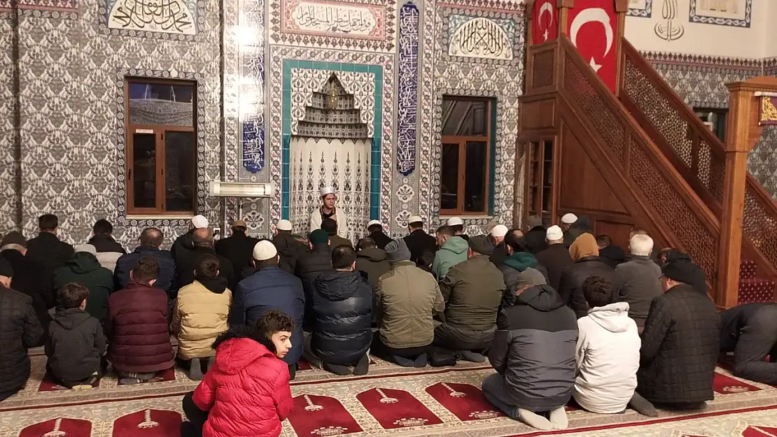 Milas Halkı Yeni Yıla Dualarla Girdi