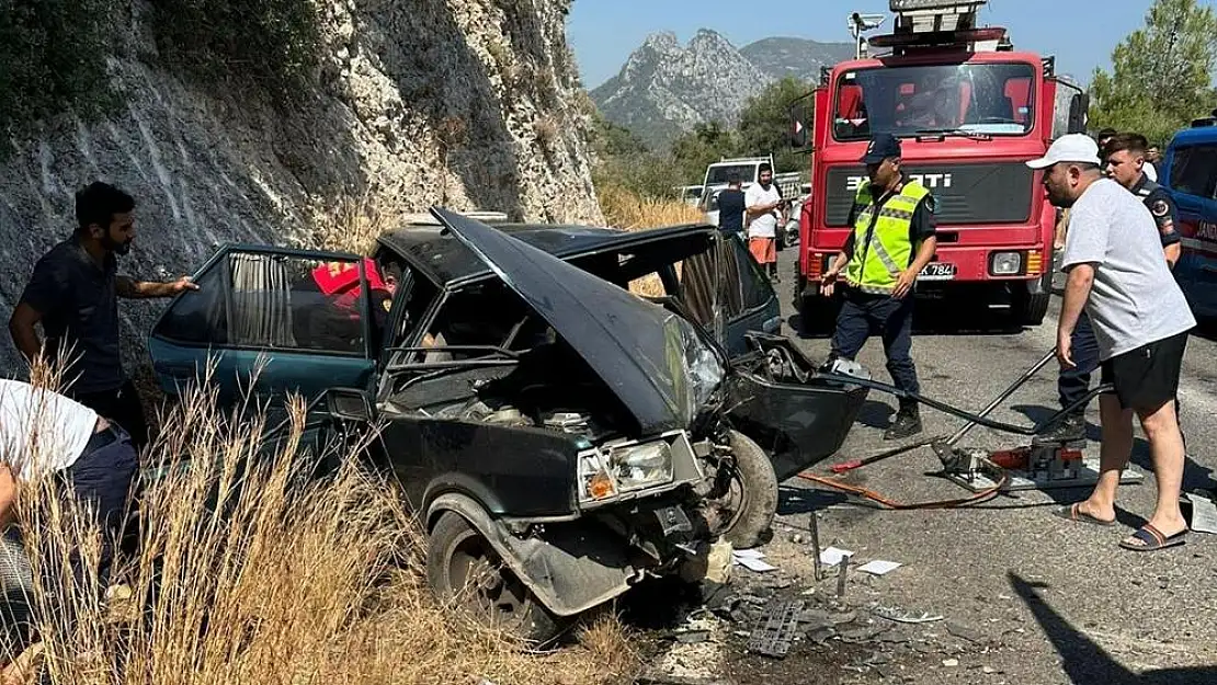 Milas Ören Yolunda Feci Kaza: 1 Kişi Yaşamını Yitirdi, 2’si Ağır 5 Yaralı