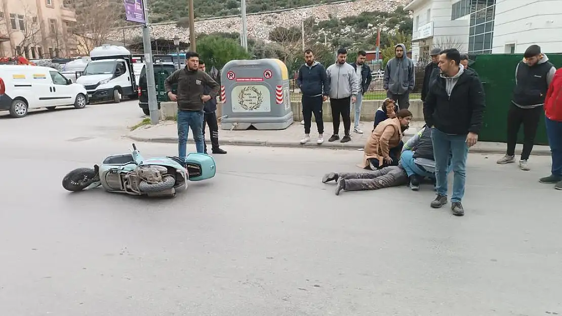 Milas Sanayi Caddesi’nde Korkutan Motosiklet Kazası