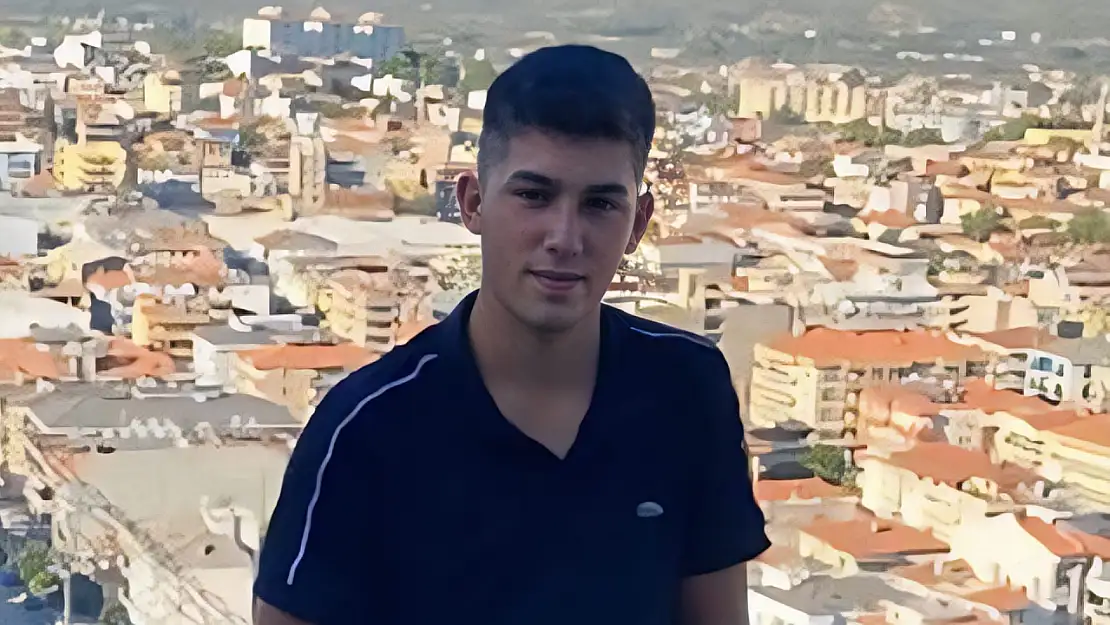 Milas'ta 17 Yaşındaki Deniz Genç Motosiklet Kazasında Hayatını Kaybetti
