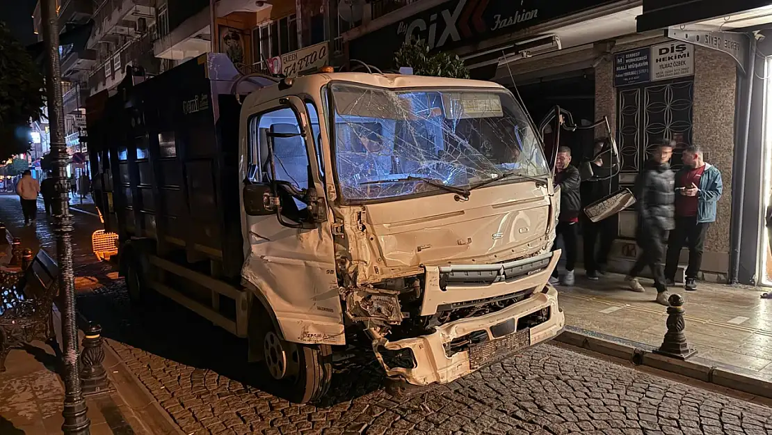 Milas'ta alkollü kamyon sürücüsü dehşet saçtı: Cadde savaş alanına döndü