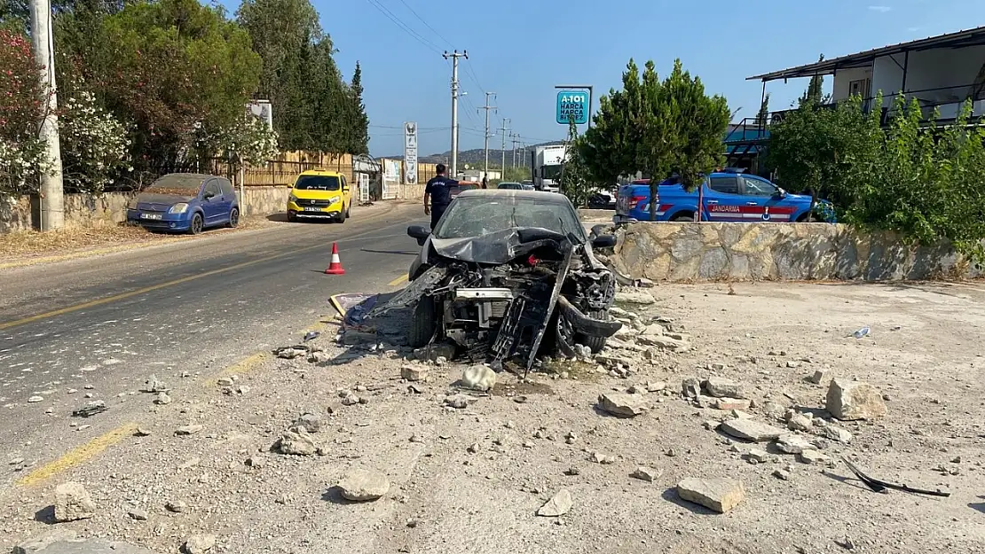 Milas'ta Dar Yol ve Kasis Eksikliği Kazaya Neden Oldu: 1 Kişi Yaralandı
