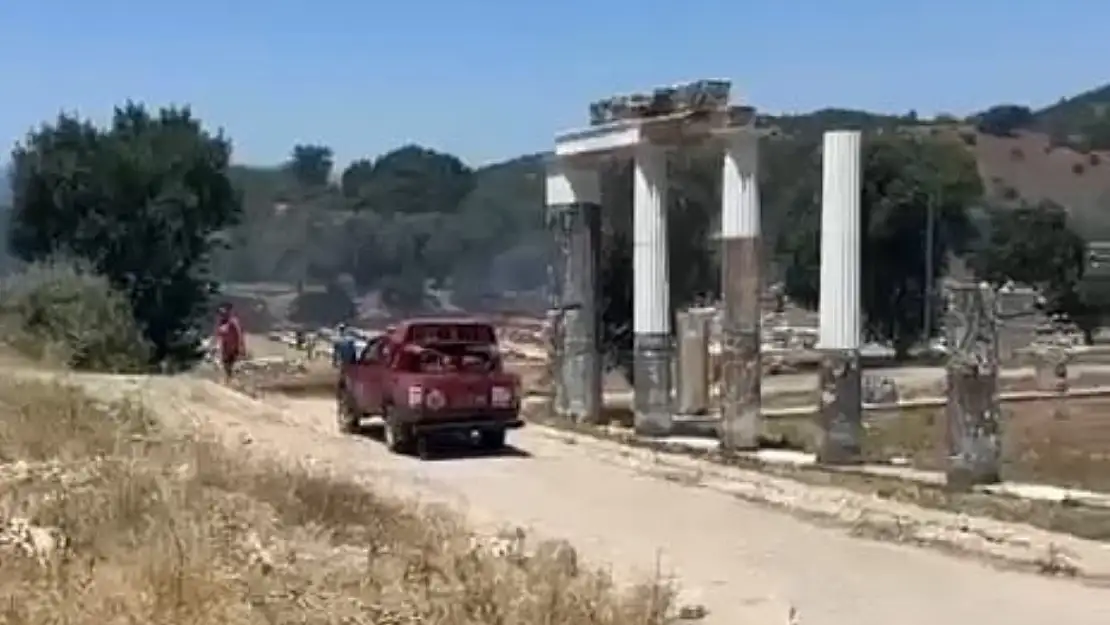 Milas'ta Eromos Antik Kenti Yakınlarında Yangın Paniği