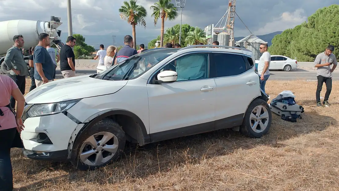 Milas'ta Kamyonun Arkadan Çarptığı Otomobil Takla Attı: 1 Kişi Yaralandı