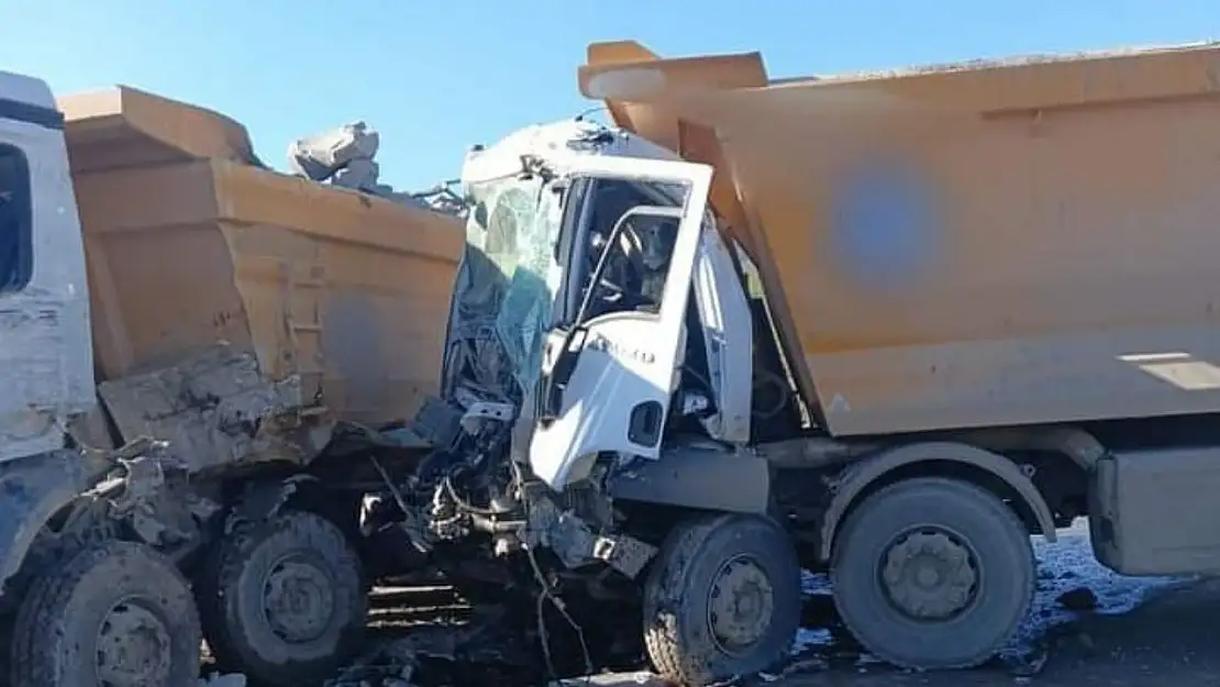 Milas'ta Korkunç Kaza: Maden Kamyonları Çarpıştı, Bir Kişi Ağır Yaralandı