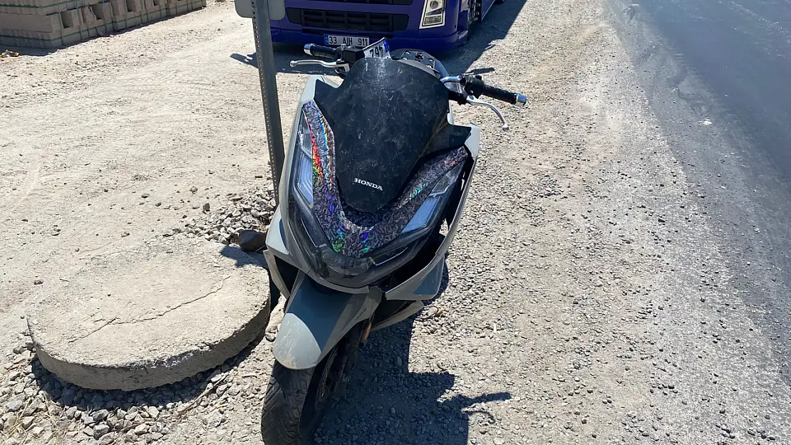 Milas'ta Motosiklete Çarpan Araç Sürücüsü Kaçtı
