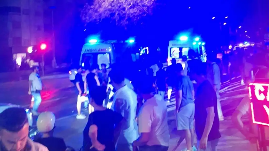 Milas'ta Motosikletler Kafa Kafaya Çarpıştı: 3 Yaralı