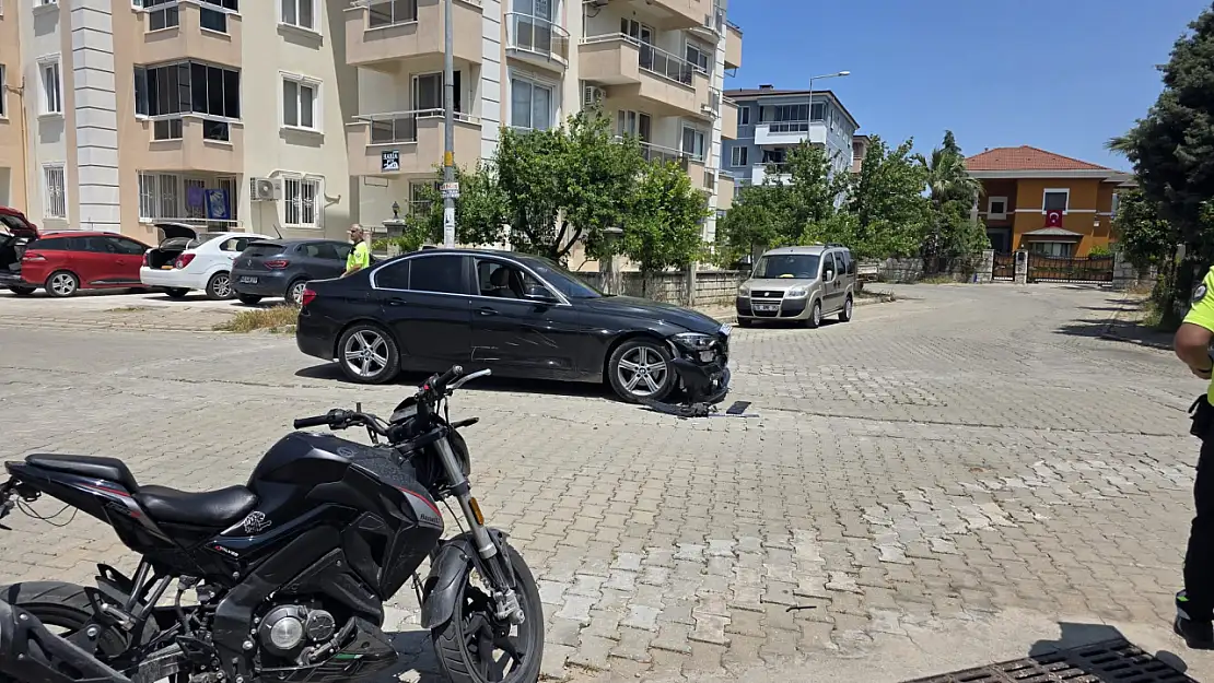 Milas'ta otomobil ile motosiklet çarpıştı