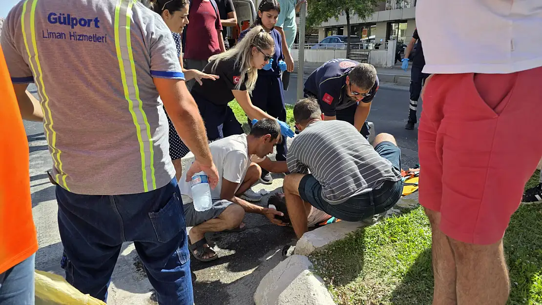 Milas'ta TIR ile Motosiklet Çarpıştı: 1 Yaralı