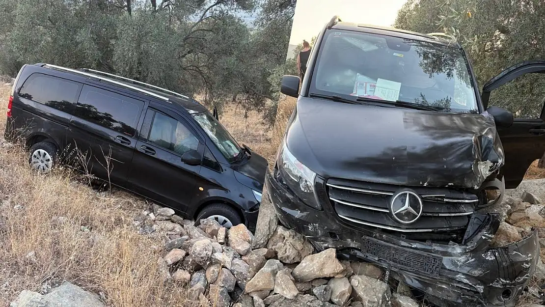 Milas'ta VIP Minibüs Kaza Yaptı: Sürücü Yaralandı