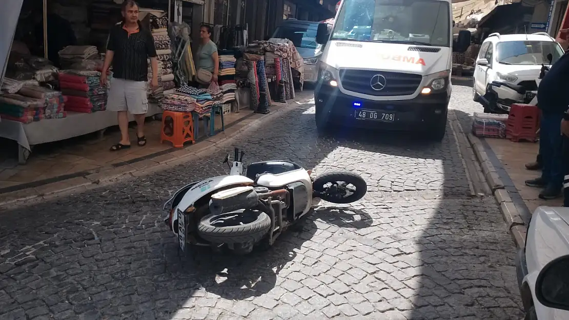 Milas'ta Yolun Karşısına Geçmek İsteyen Yayaya Motosiklet Çarptı