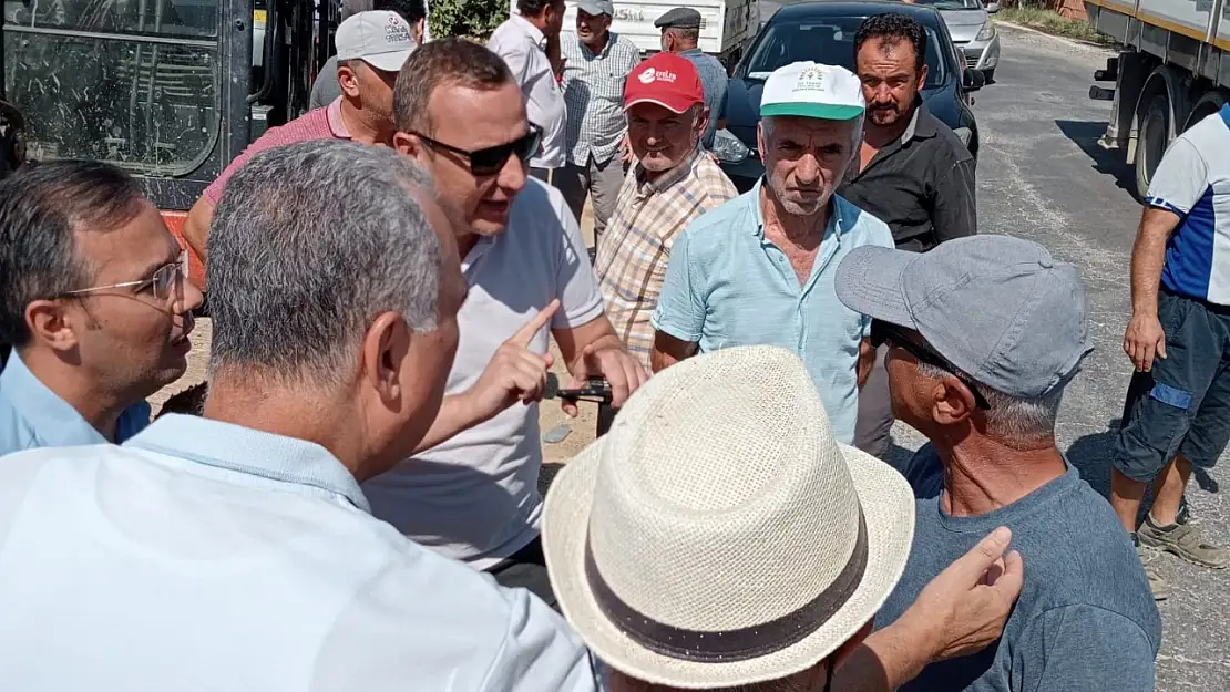 Milaslı Çiftçilerden Su Protestosu: 'Akgedik Barajı Suyunu Bodrum'a Veremezsiniz!