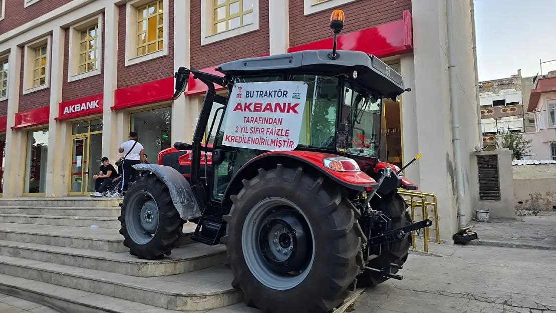 Milaslı Çiftçilere Subaşı Çetinler Traktör'den Büyük Destek: 2 Milyon TL, Sıfır Faizli Traktör Kredisi!