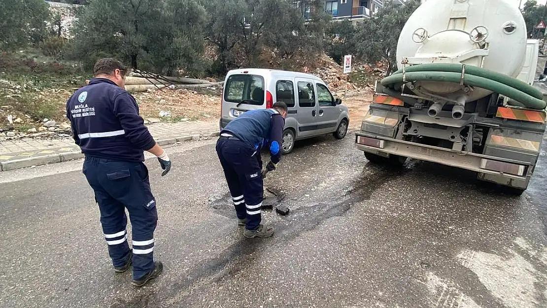 Milaslı Vatandaşın İsyanına MUSKİ Ekipleri Anında Cevap Verdi