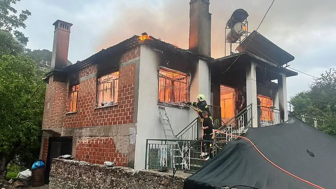 Milas’ta Acı Yangın: Anne ve Çocuğu Alevlerin Kıskacında Hayatını Kaybetti