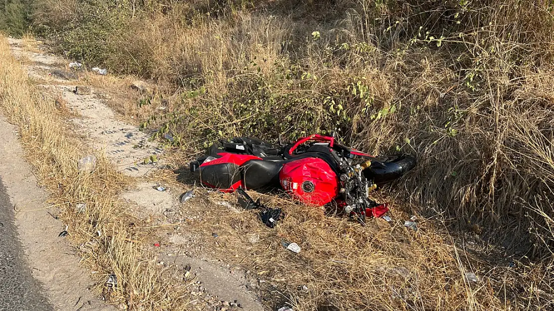 Milas'ta Motosikletlerin Korkunç Çarpışması: 1 Kişi Yaşamını Yitirdi