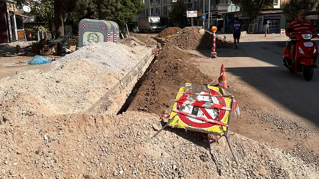 Milas’ta Yol Sorunu Giderek Derinleşiyor: Araçlarda Alt Takım Kalmadı!