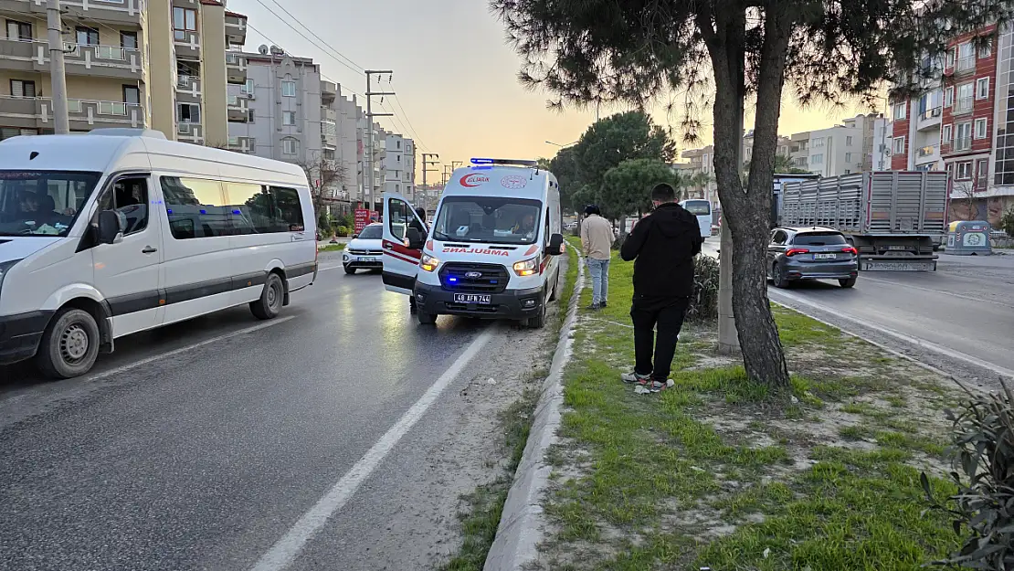 Motosiklet Sürücüleri Çarpıştı: Trafikte Riskli Manevra Sonrası Kaza