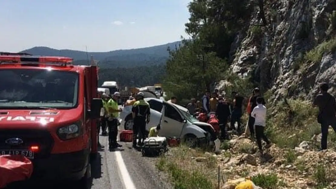 Muğla’da Feci Kaza: Süt Tankeriyle Çarpıştı, 1’i Ağır 2 Yaralı