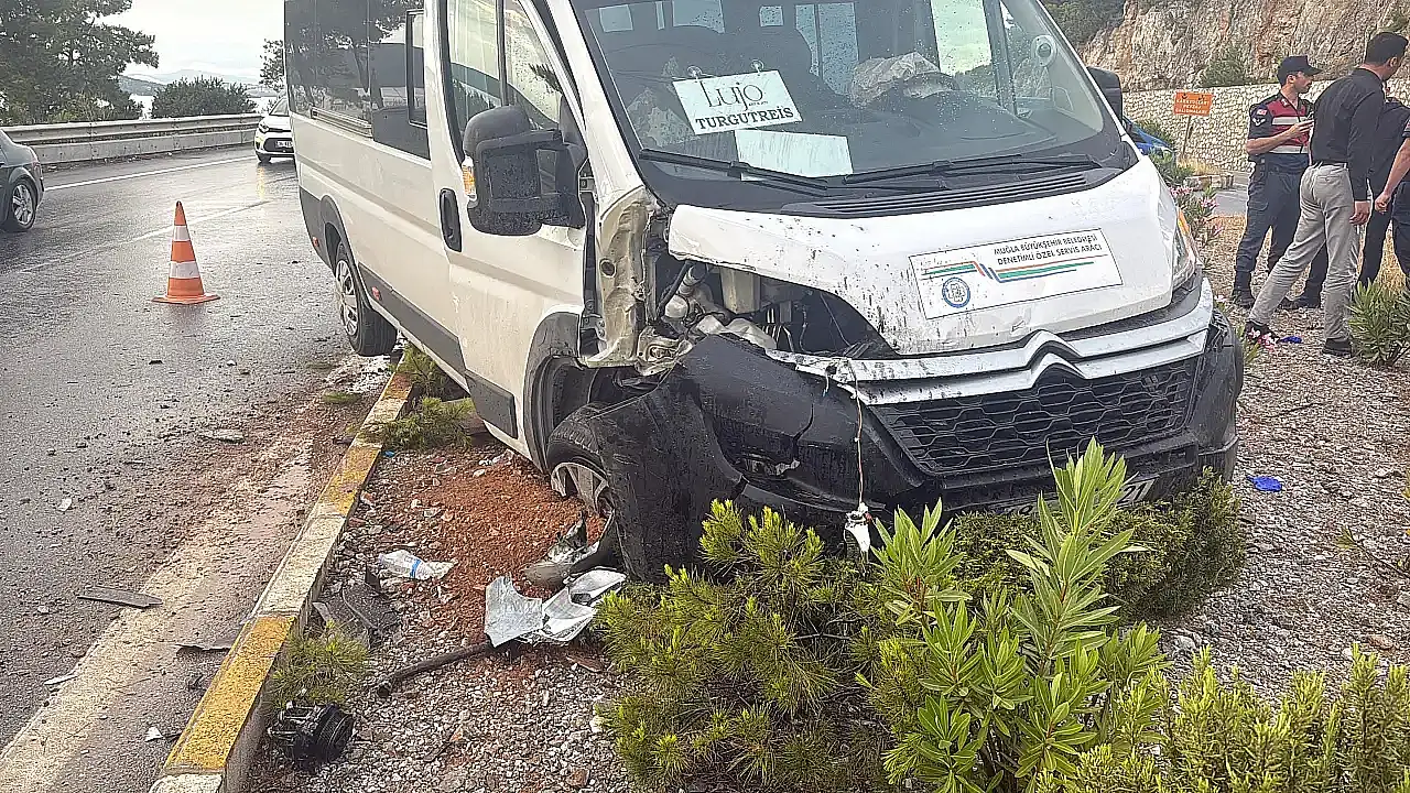 Milas-Bodrum Karayolunda Feci Kaza: 17 Kişi Yaralandı