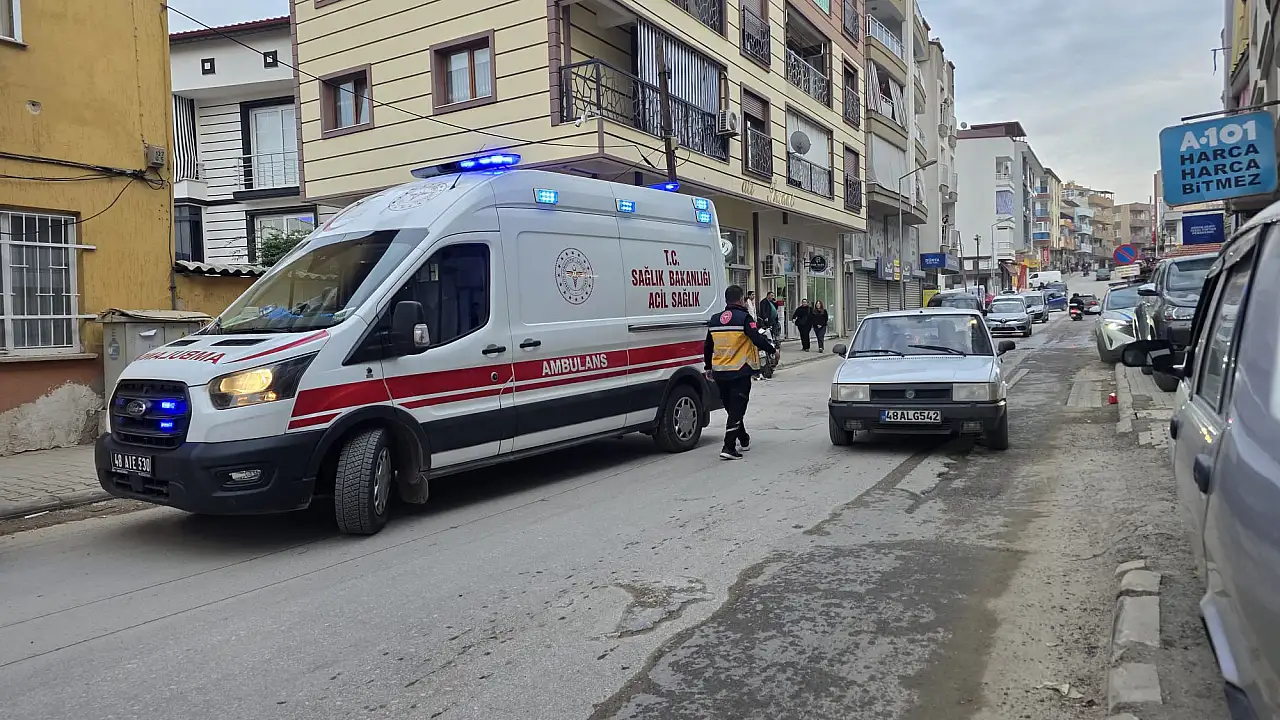 Milas'ta motosiklet ile otomobil çarpıştı: 1 yaralı