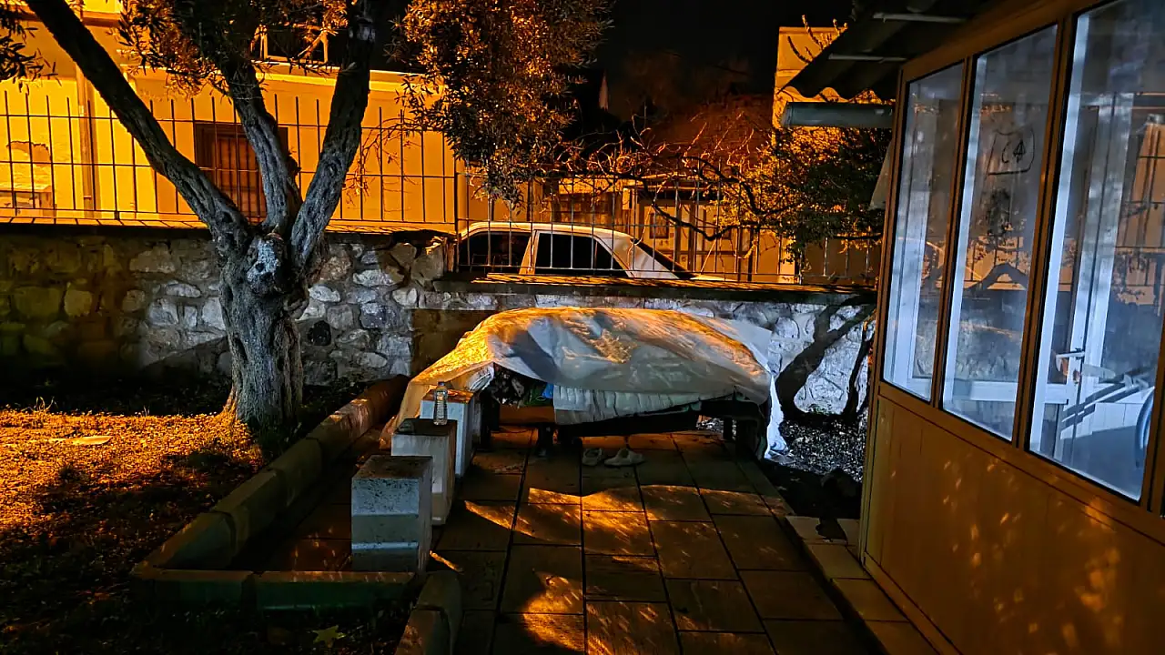 Milas'taki Evsiz Vatandaş Gerçeği: Kurumlar Tüm İmkânları Seferber Etmiş Ancak Reddetmiş