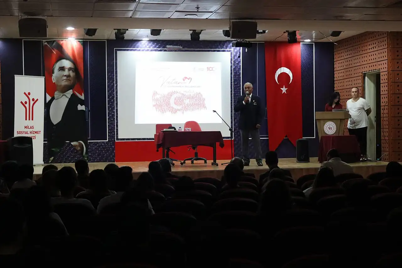 Milas'ta 'Vatan ve Kahramanlık' Söyleşisi Gençlerle Buluştu