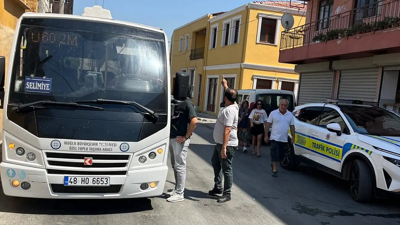 Dolmuş ve Taksilerde Sigara Yasağına Sıkı Takip