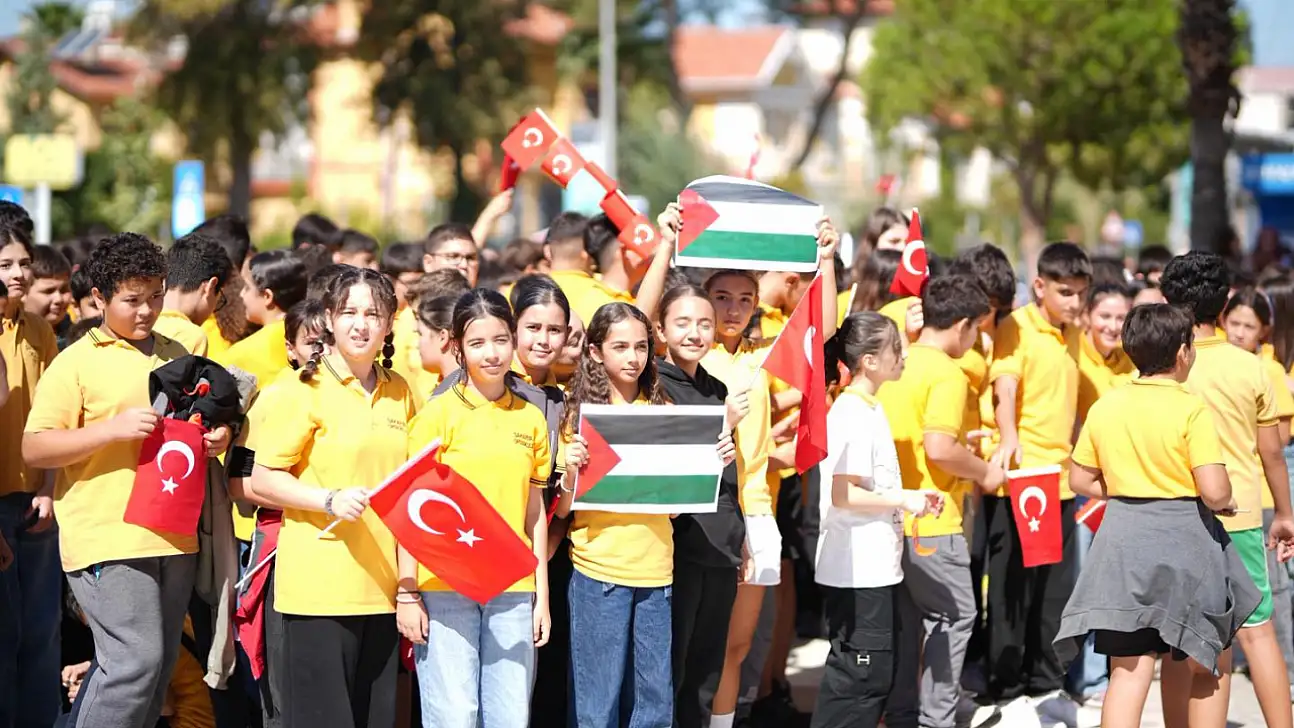 Milas'ta siyasi partiler ve STK'lar Gazze için tek yürek oldu