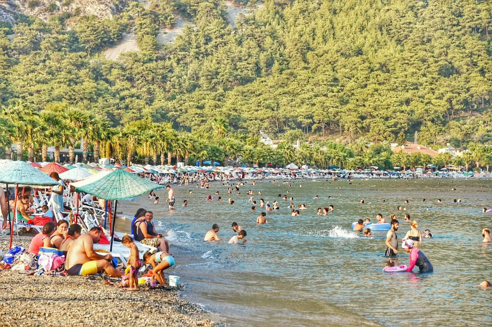 Bayramın üçüncü günü Ören sahilinde büyük yoğunluk yaşandı