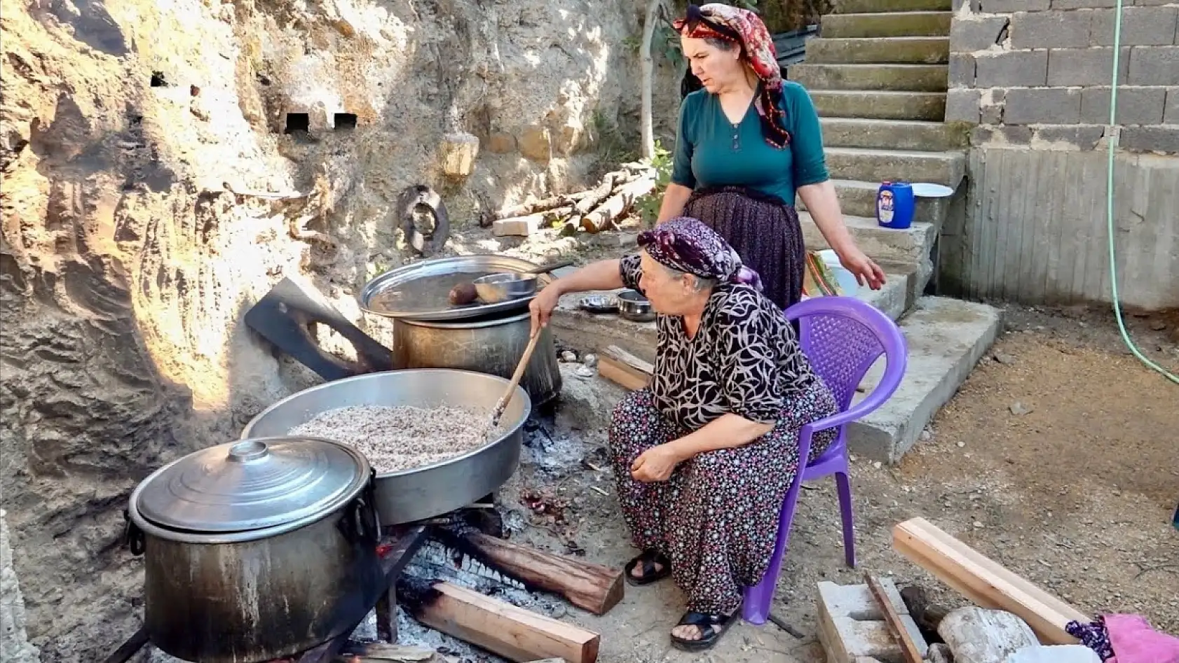 Keşkek'in Asırlık Sırrı Milas'ta Çözüldü: Ayşe Teyze'nin Ağzından Dökülen Tarif!