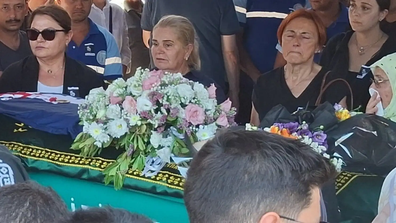 Milas'ta Kazada Hayatını Kaybeden Derin'e Didim'de Hüzünlü Veda