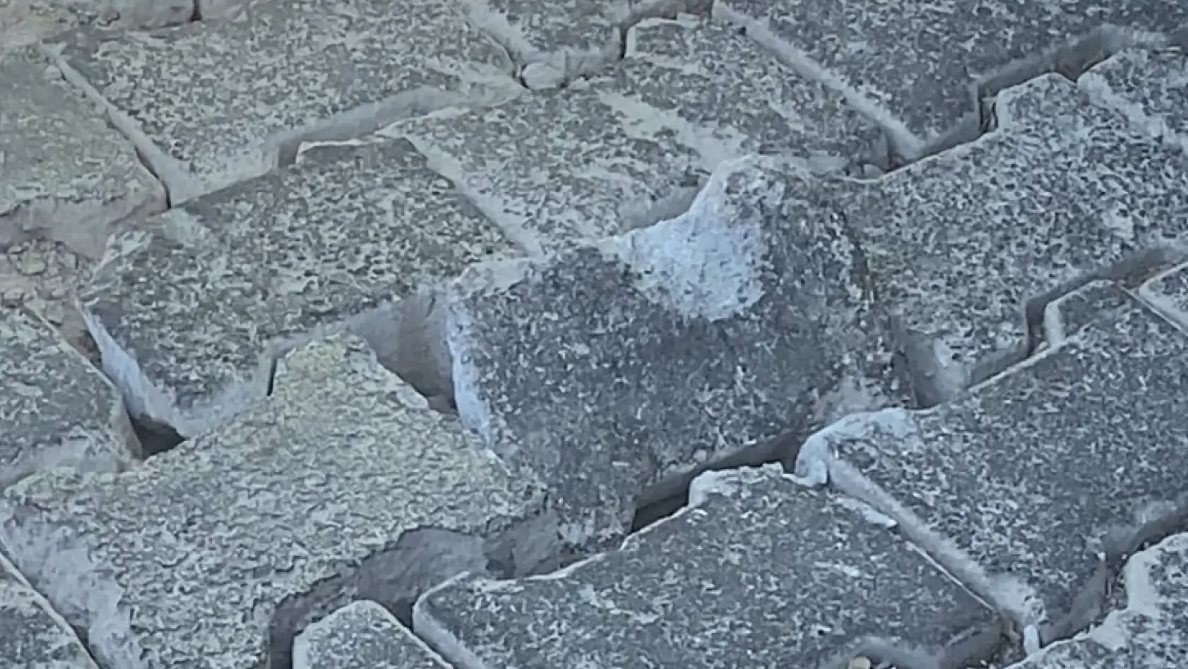 Milas'ta Bozuk Parke Yol Motosiklet Kazasına Neden Oldu