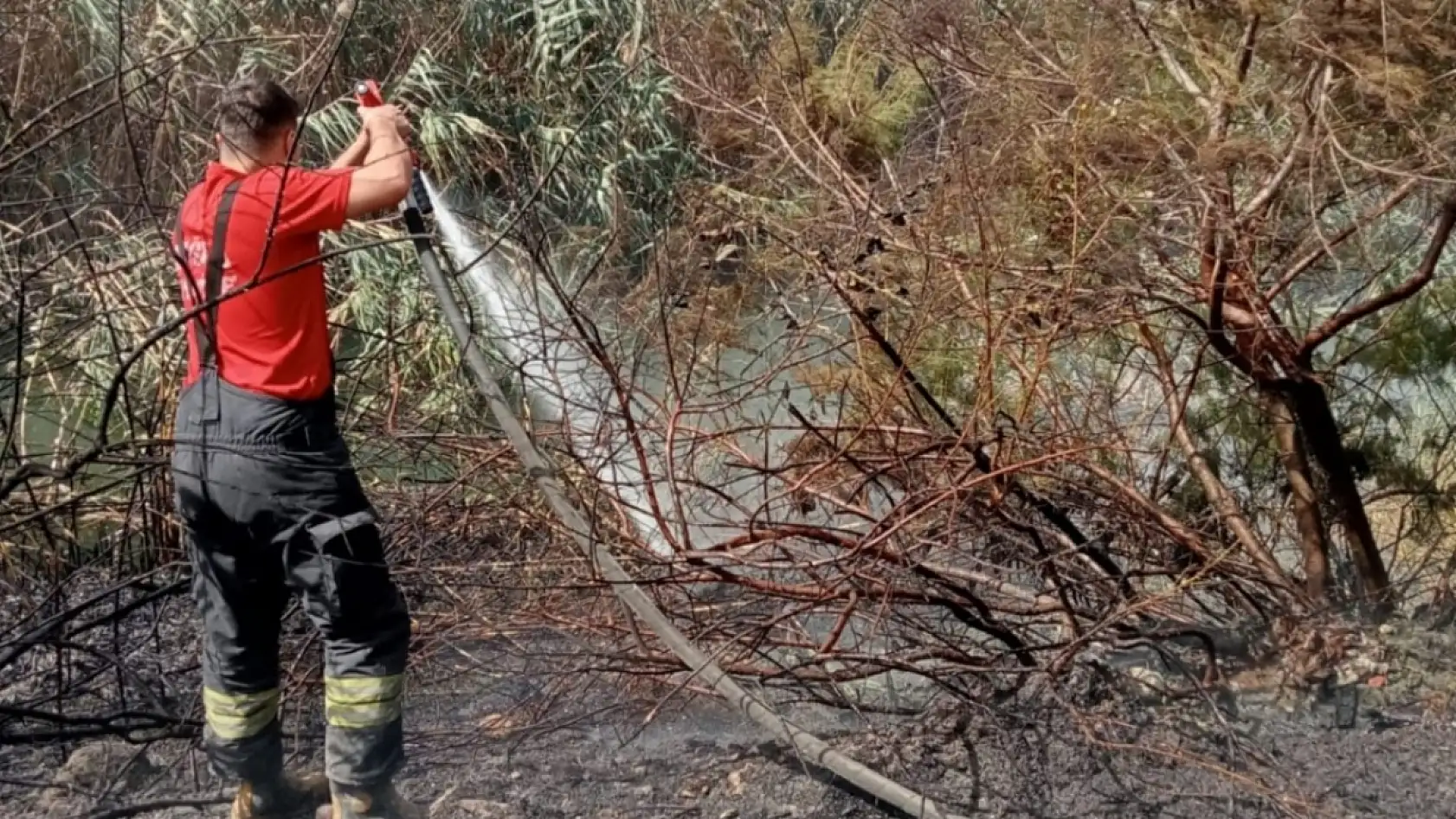 Avşar Ovası'ndaki Yangına Anında Müdahale
